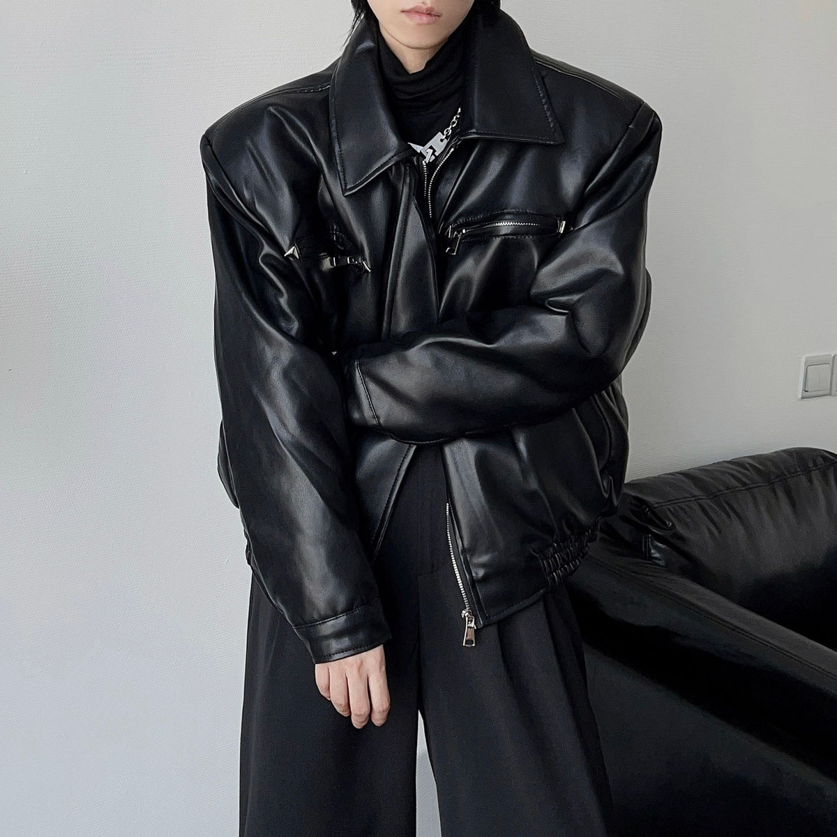 High end PU leather jacket, men's handsome motorcycle suit, loose leather jacket, trendy